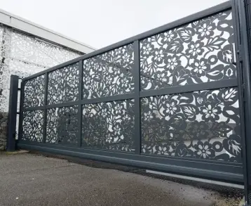 Le portail coulissant à motorisation invisible